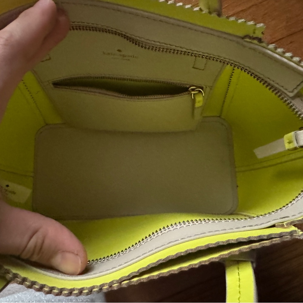 Womens Kate Spade Purse - Picture 7 of 10